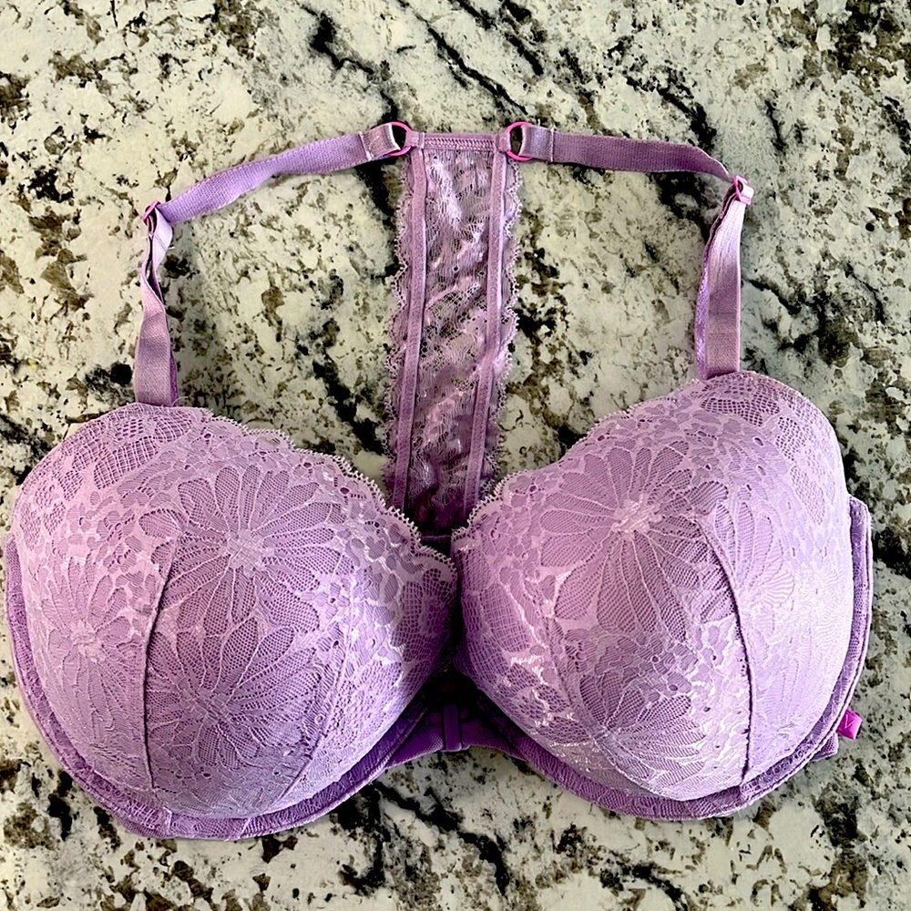 Victoria’s Secret snap front bra